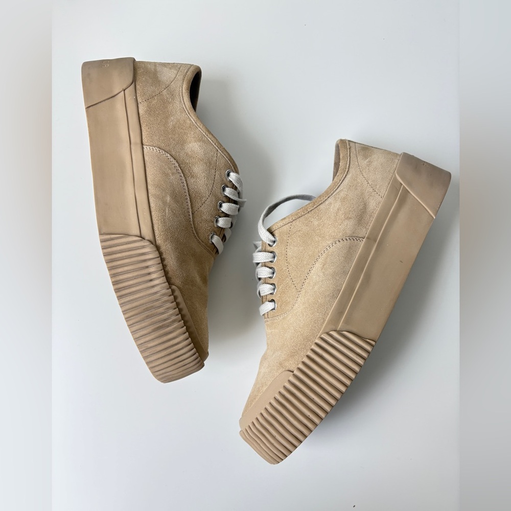 Freda Salvador Mia Lace-up Platform sneakers. Size 7. In great condition